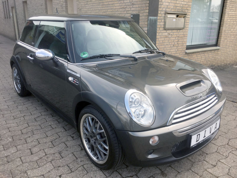 Left hand drive MINI COOPER S COOPER S PARK LANE